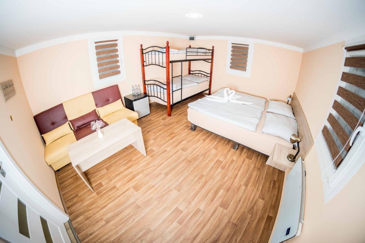 Obora Resort Lanškroun Esterno foto