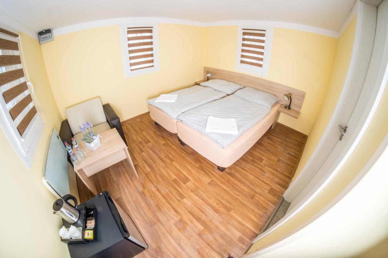 Obora Resort Lanškroun Esterno foto